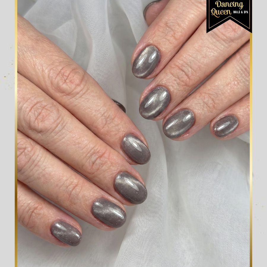 Dancing Queen Nails